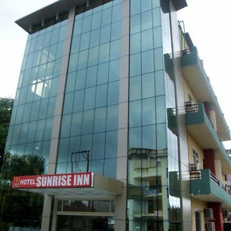 Hotel Sunrise Inn Лакхнау Екстер'єр фото