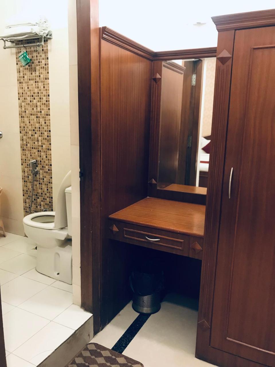 Hotel Sunrise Inn Лакхнау Екстер'єр фото